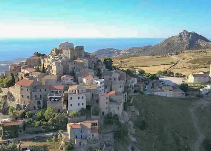Historic In Sant Antonino With Sea Views * Sant'Antonino