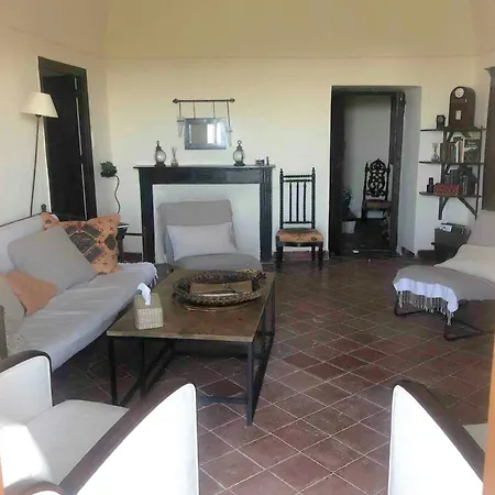 Historic In Sant Antonino With Sea Views Semesterbostad Sant'Antonino