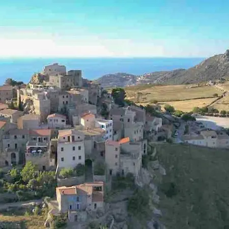 Historic In Sant Antonino With Sea Views * Sant'Antonino