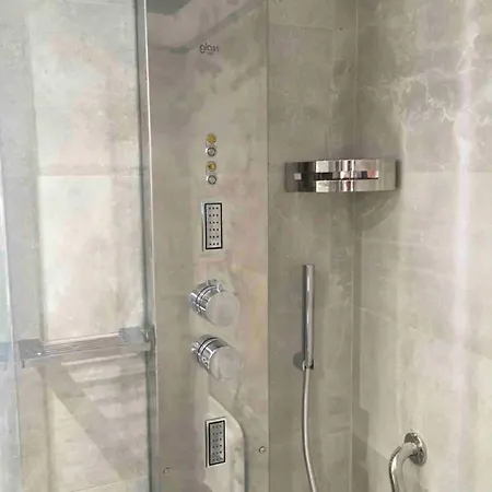 Historic In Sant Antonino With Sea Views *