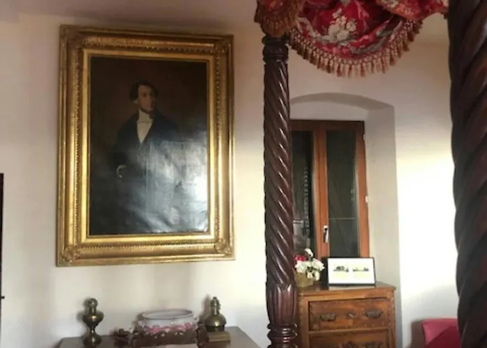 Historic In Sant Antonino With Sea Views