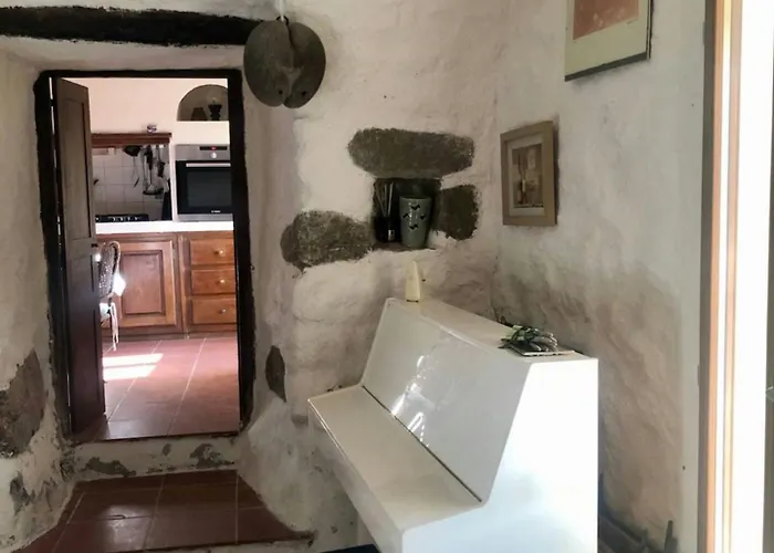 Tatil Evi Historic In Sant Antonino With Sea Views *