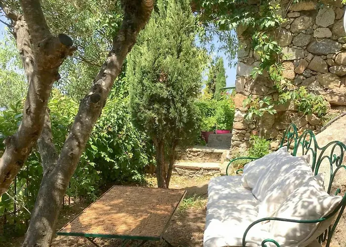 Historic In Sant Antonino With Sea Views