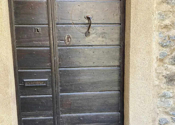 Historic In Sant Antonino With Sea Views * Sant'Antonino